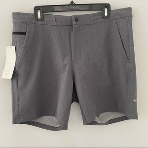 LULULEMON Men’s 3rd Street Shorts Size 38